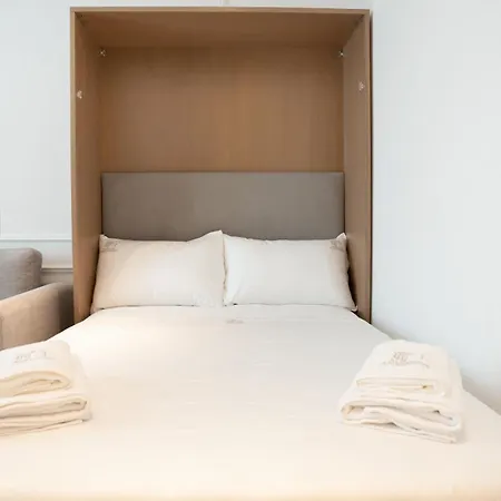 Apartahotel Albani's *