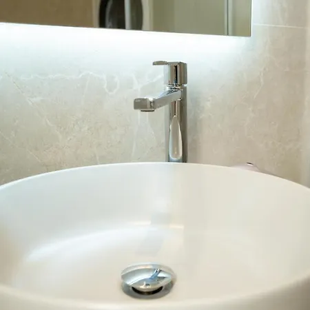 Aparthotel Albani's Tirana