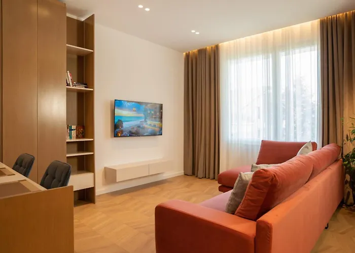 Albani's Aparthotel 3*