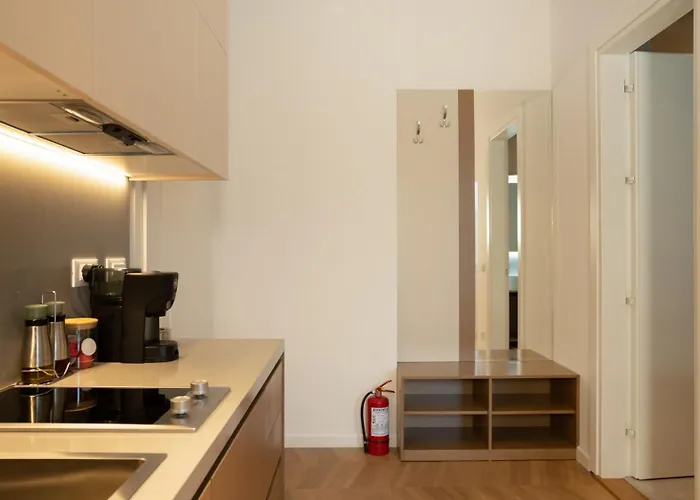 Aparthotel Albani's 3*